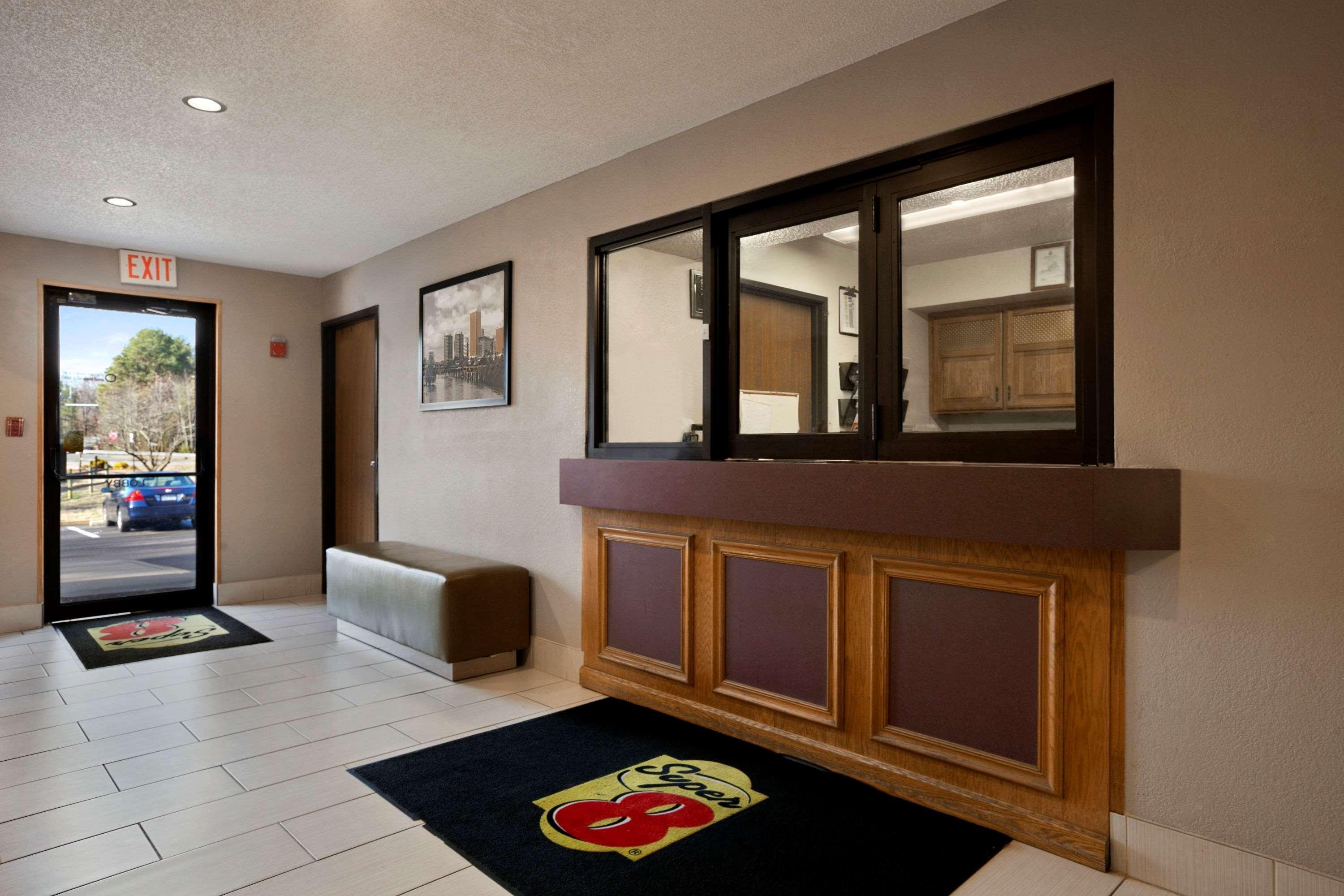 Hotel Super 8 By Wyndham Richmond/Chamberlayne Rd Extérieur photo