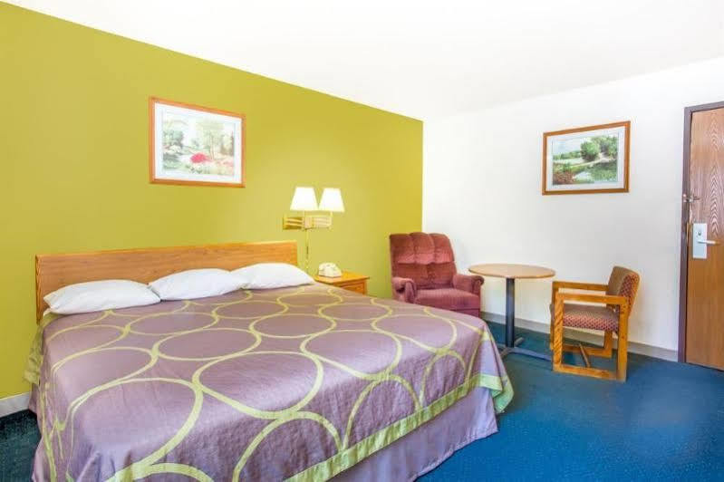Hotel Super 8 By Wyndham Richmond/Chamberlayne Rd Extérieur photo