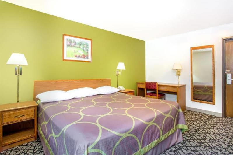 Hotel Super 8 By Wyndham Richmond/Chamberlayne Rd Extérieur photo